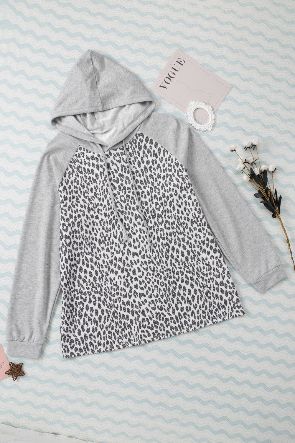 Plus Size Leopard Raglan Sleeve Hoodie