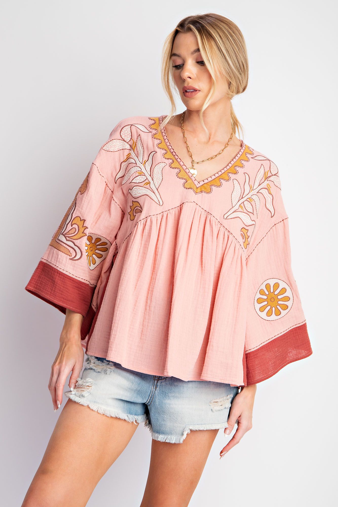 EMBROIDERY BABYDOLL WOVEN TOP