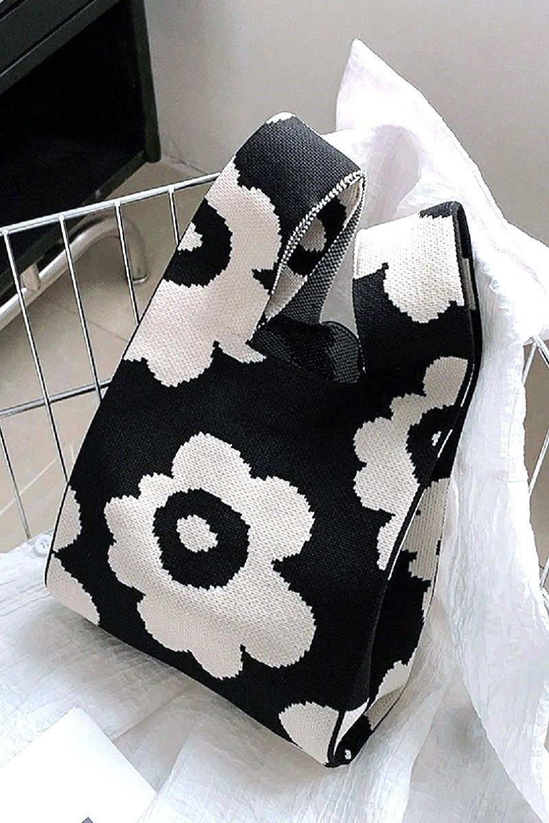 FLOWER KNITTED TOTE HANDBAG - BLK