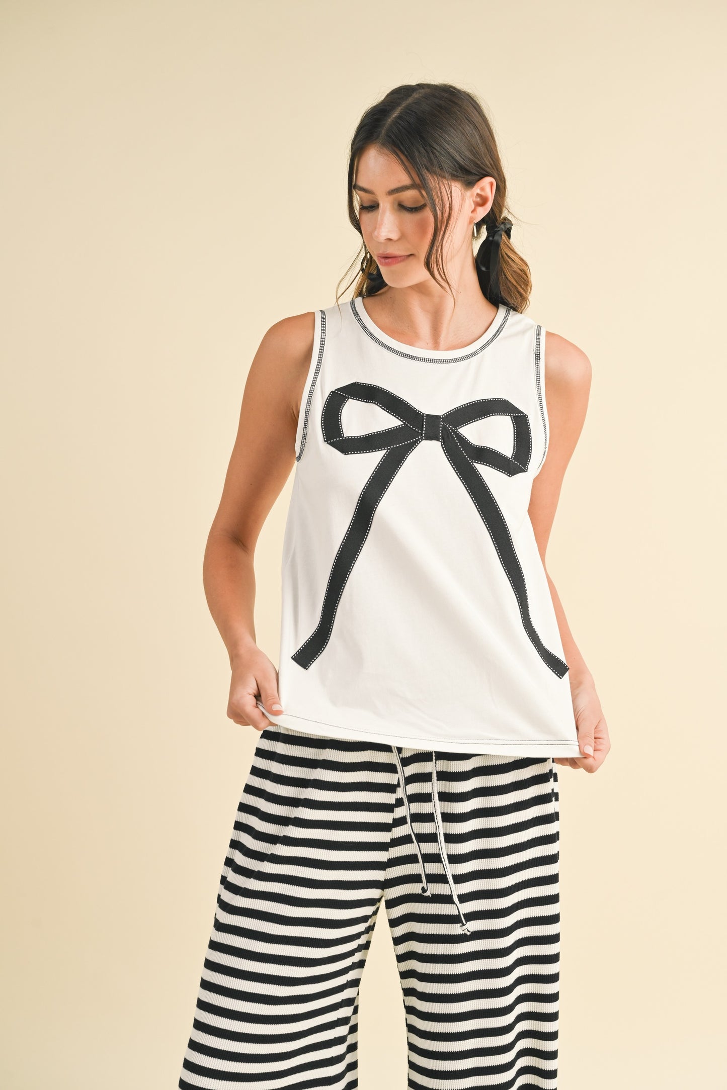 LARGE BOW KNIT TANK