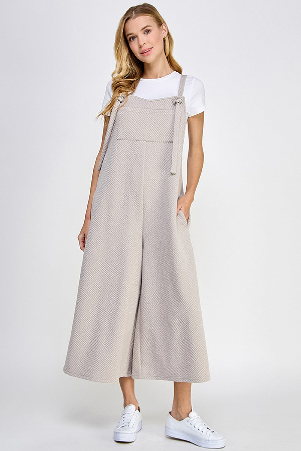 The Sunny Day TEXTURED CROPPED OVERALL PLUS SIZE PANTS