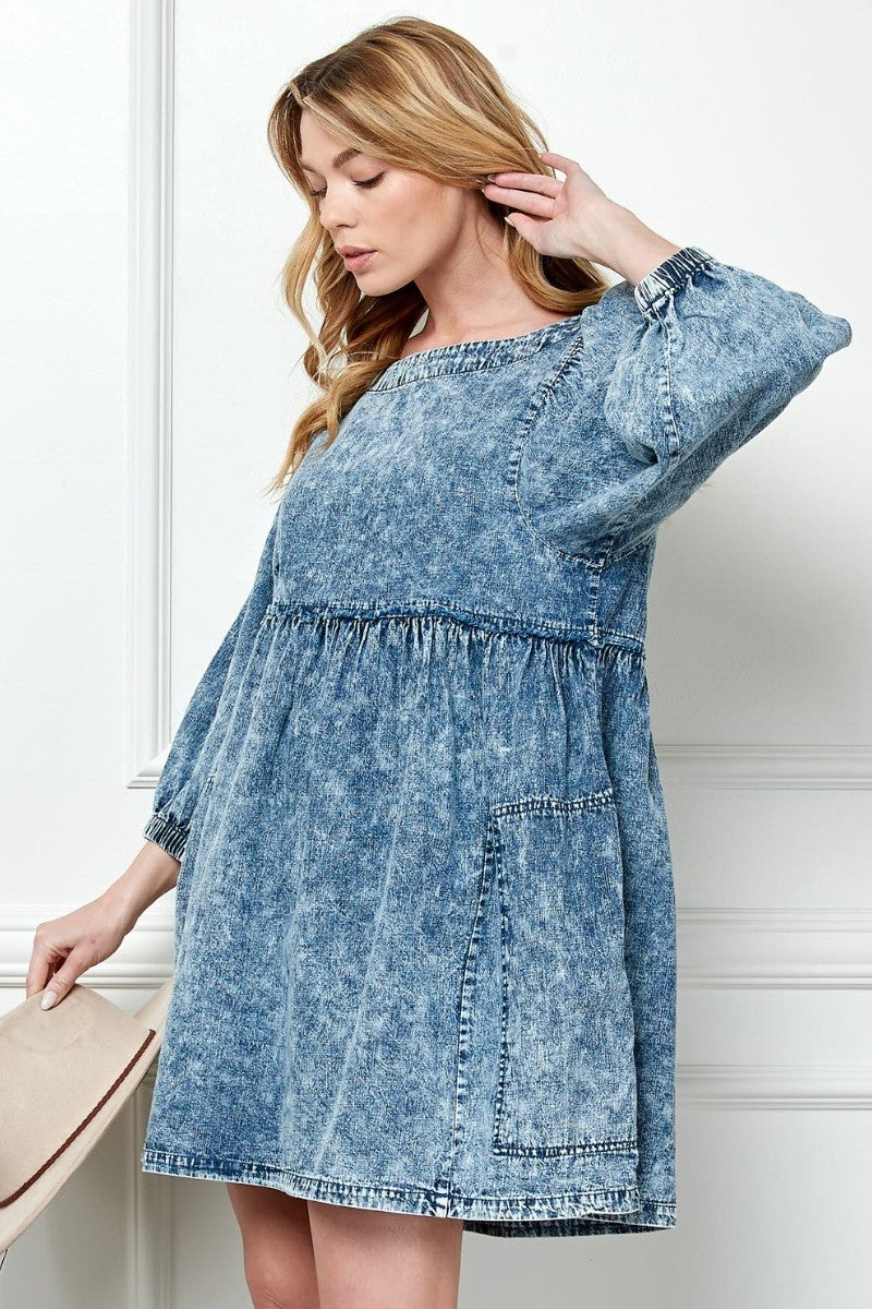 Oversize Pocket Icewash Denim Dress