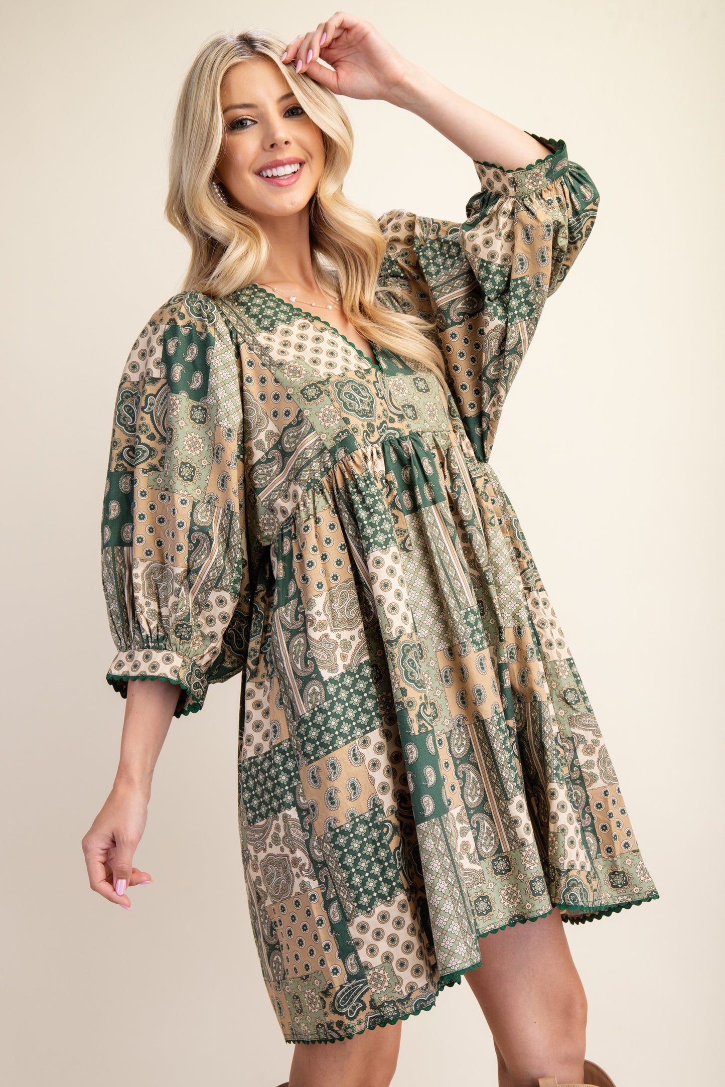 Ava Green Paisley Print Mini Dress