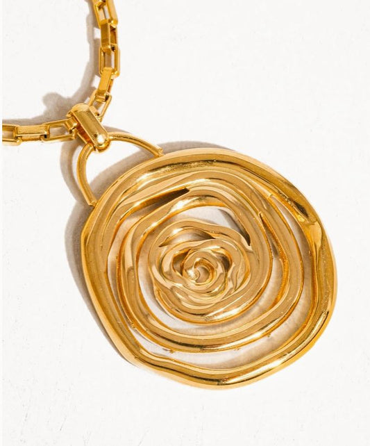 Tikki 18K Gold Non-Tarnish Spiral Circle Necklace