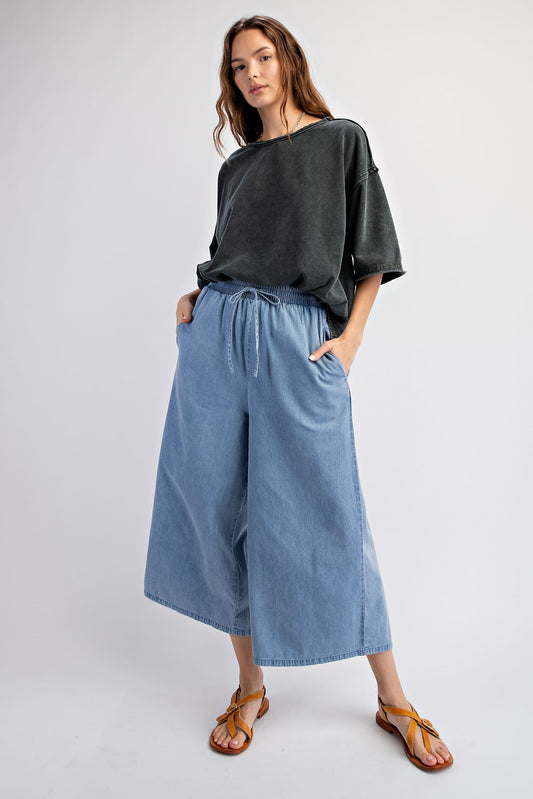 WASHED DENIM WIDE LOOSE FIT PANTS