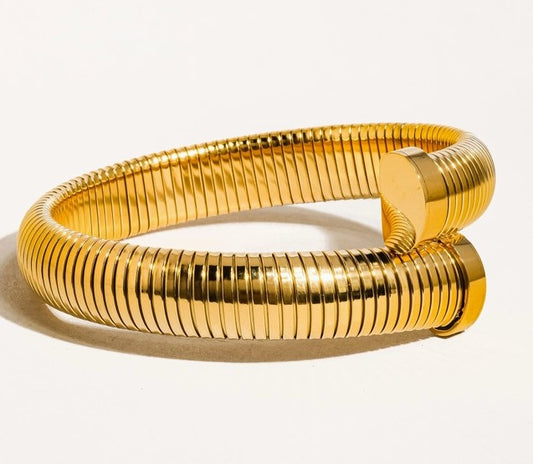 Josie 18K Gold Non-Tarnish Flower Ring